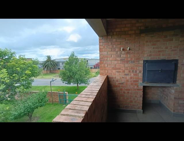 2 BEDROOM APARTMENT TO LET IN BLANCHEVILLE
